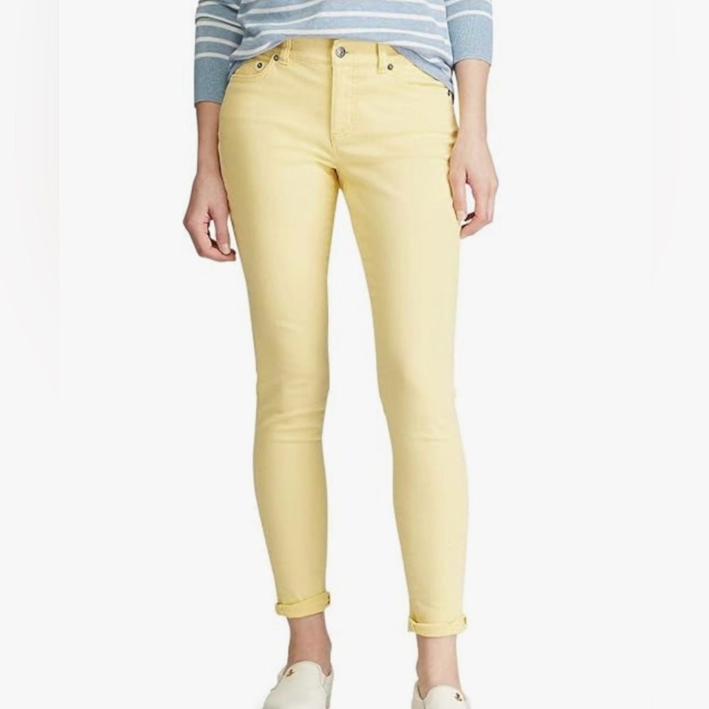 Chaps women’s size 12 lemon yellow stretch denim ankle pants.
